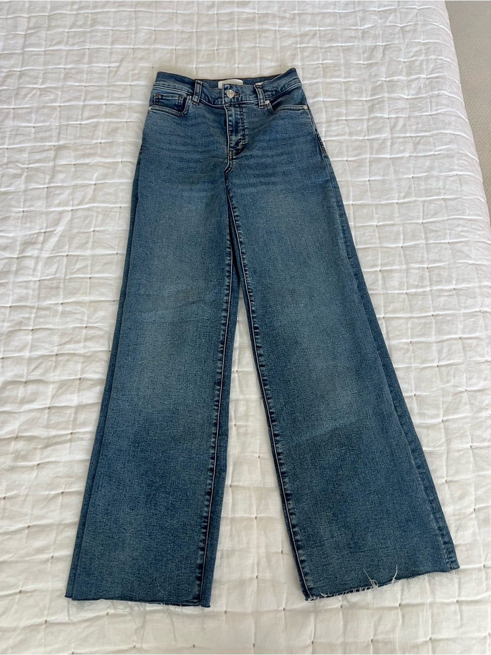 Frame Denim High-Rise Wide Leg Jeans in Dark Blue Wash